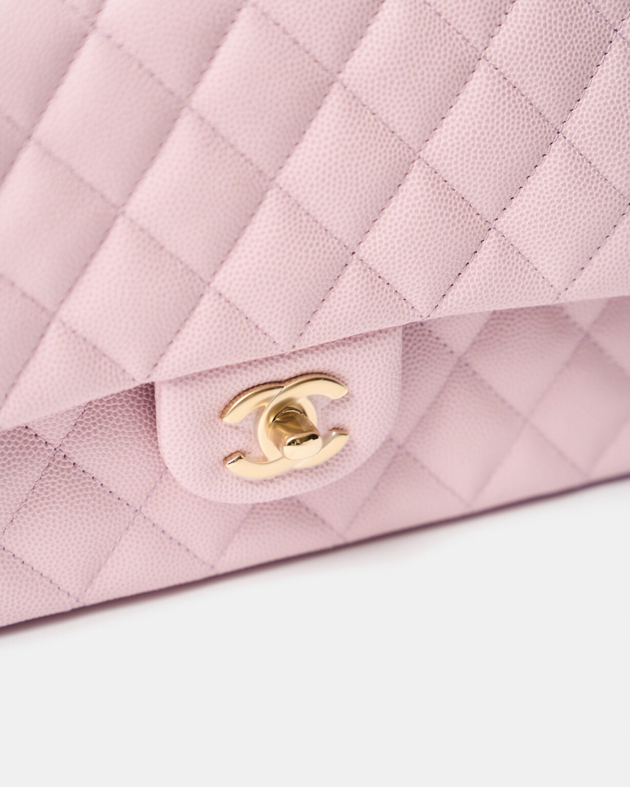 Chanel Classic Double Flap Medium Pink Caviar GHW