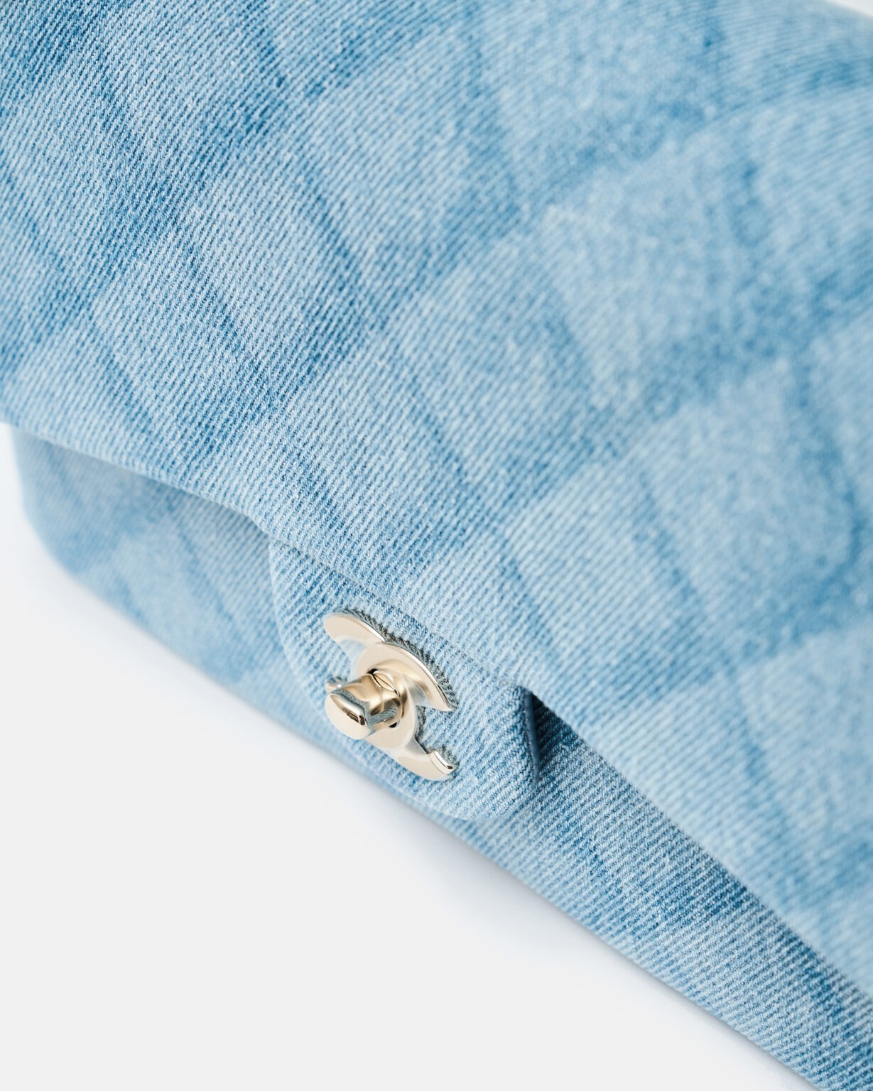 Chanel Classic Double Flap Medium Light Blue Denim GHW