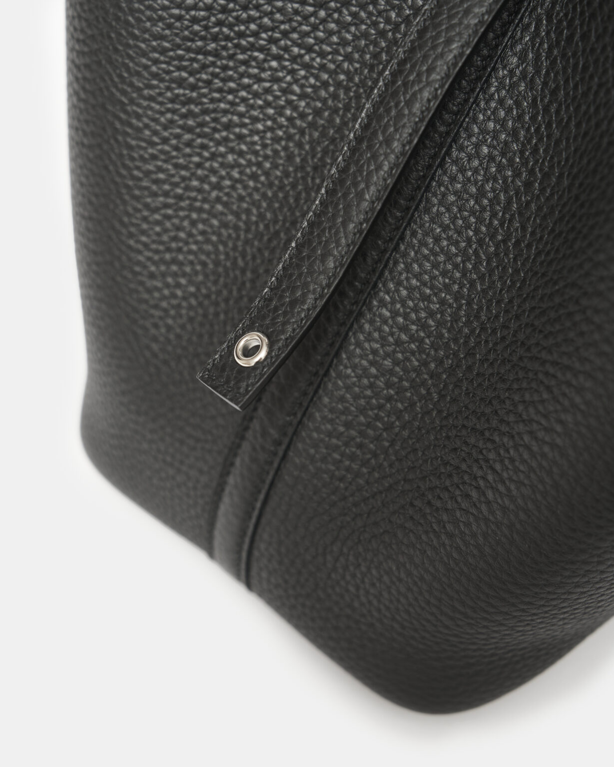 Hermès Picotin 18 Black Clemence PHW