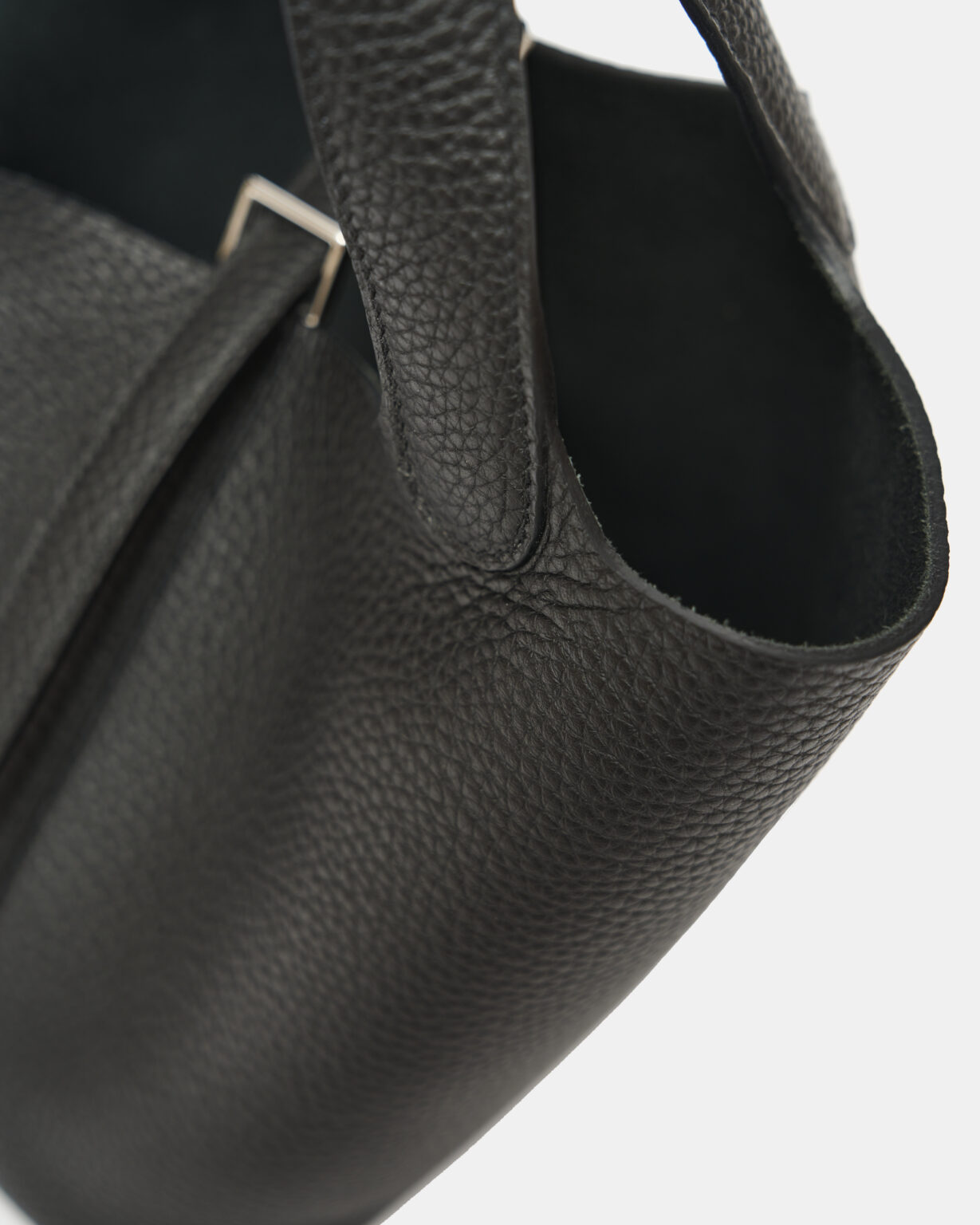 Hermès Picotin 18 Black Clemence PHW