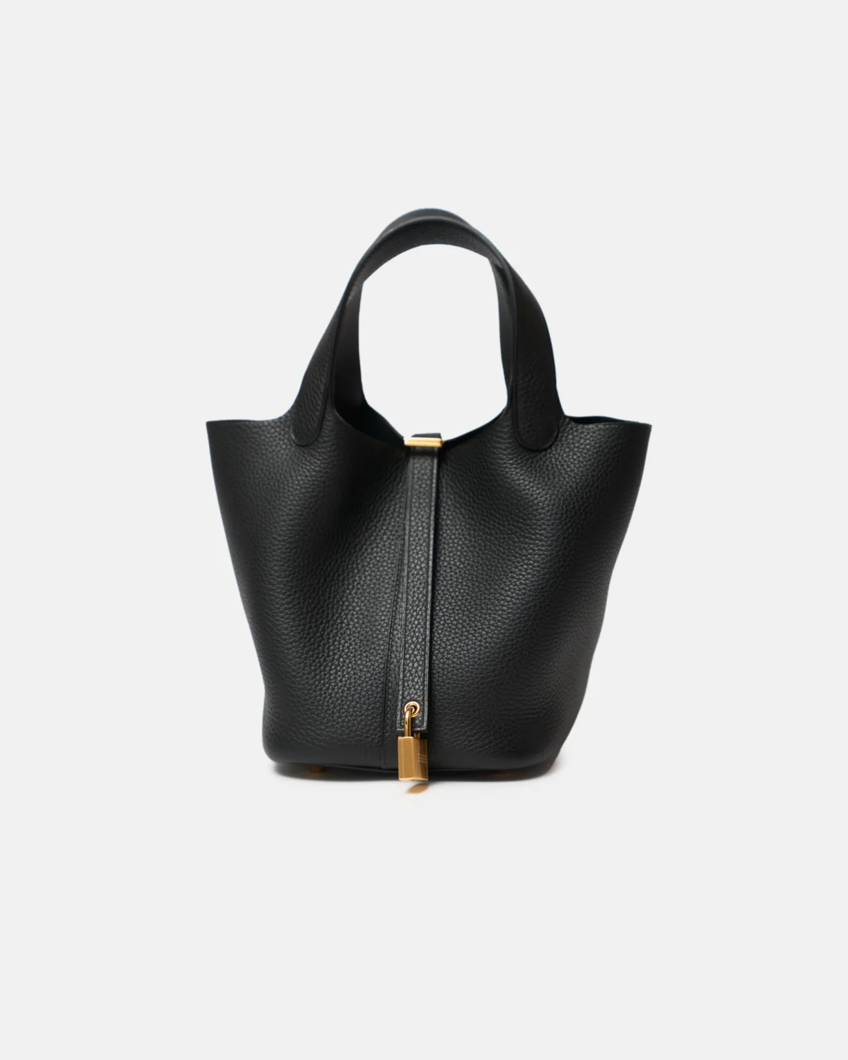 Hermès Picotin 18 Black Clemence Ghw