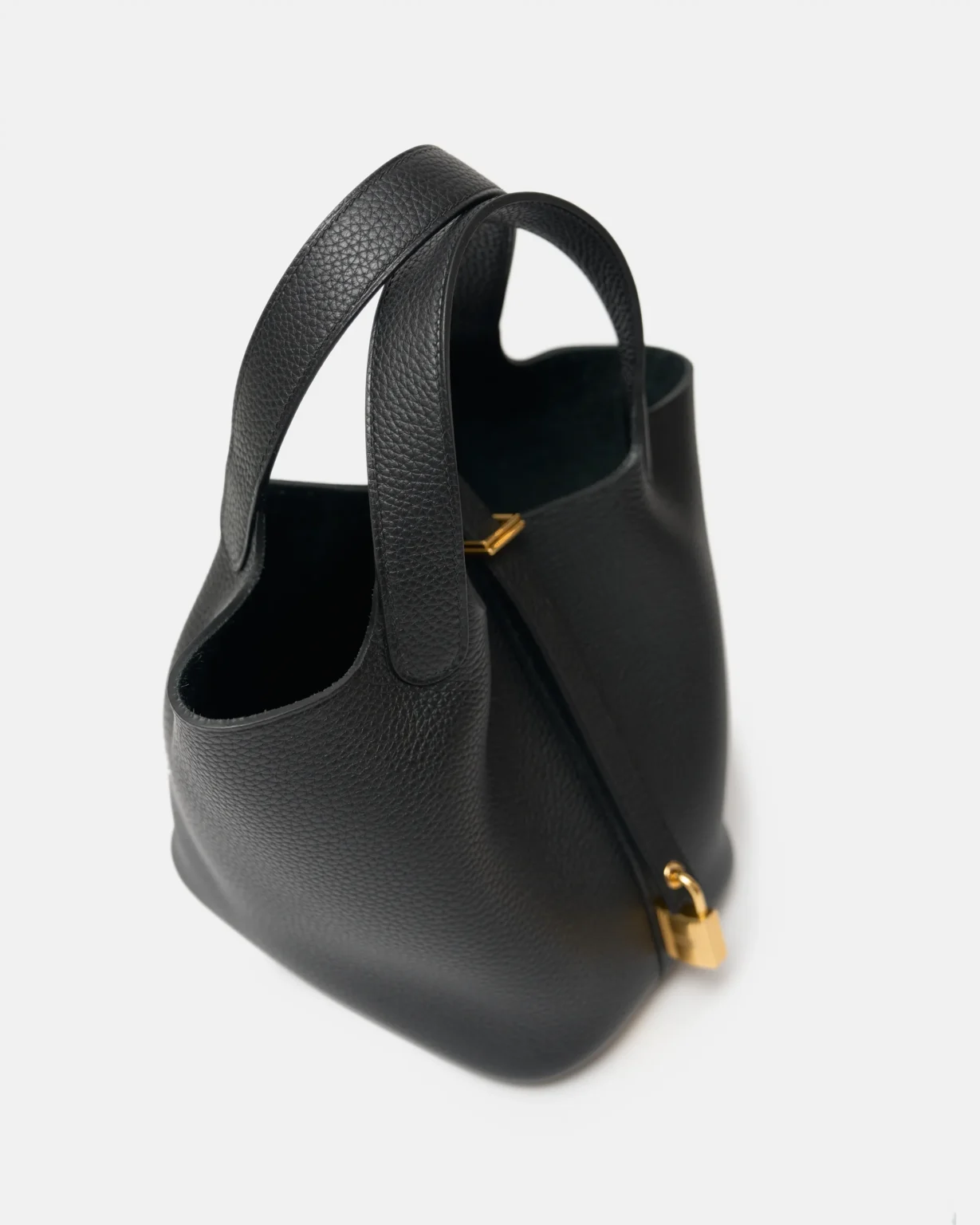 Hermès Picotin 18 Black Clemence Ghw