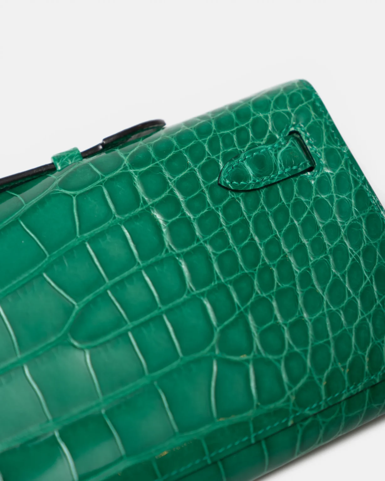 Hermès Kelly 31 Emerald Green Croc Kelly Cut Phw