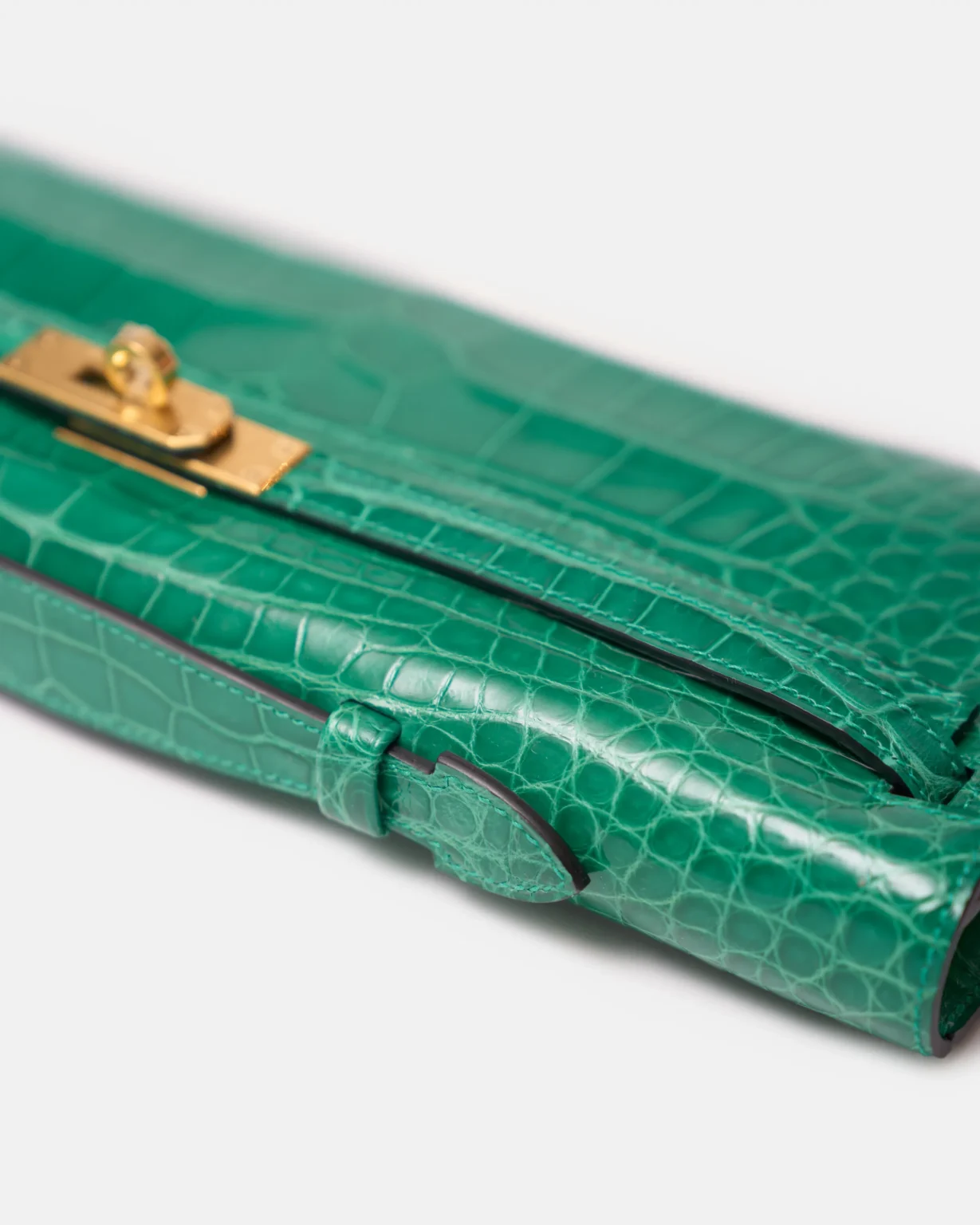 Hermès Kelly 31 Emerald Green Croc Kelly Cut Phw