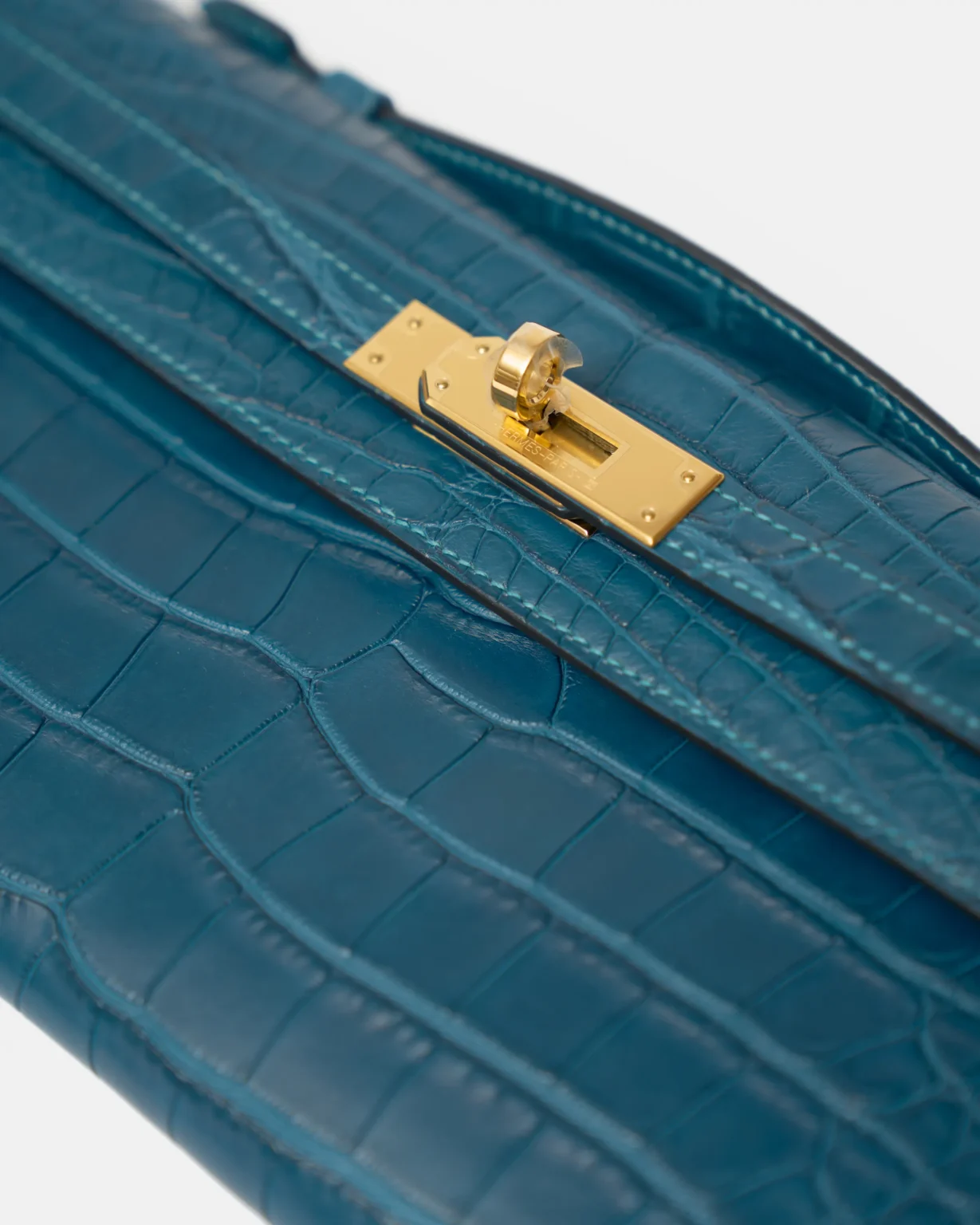 Hermès Bleu Colbert Kelly Cut Croc GHW