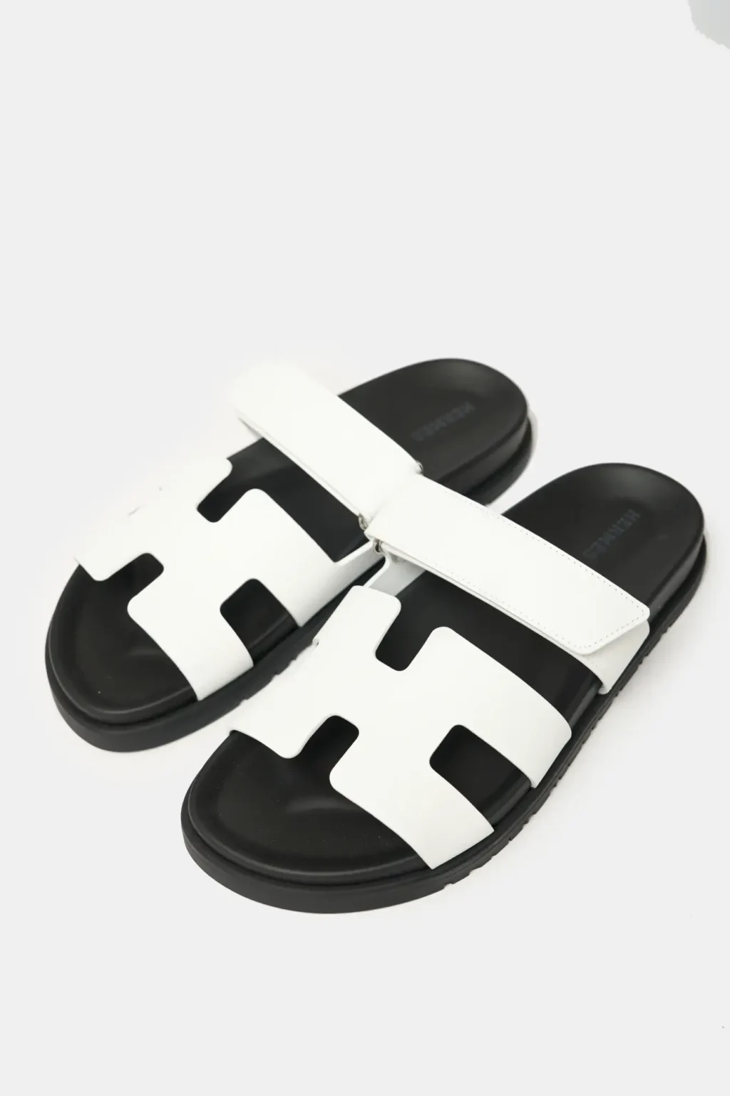 Hermès Chypre White Calfskin Sandals