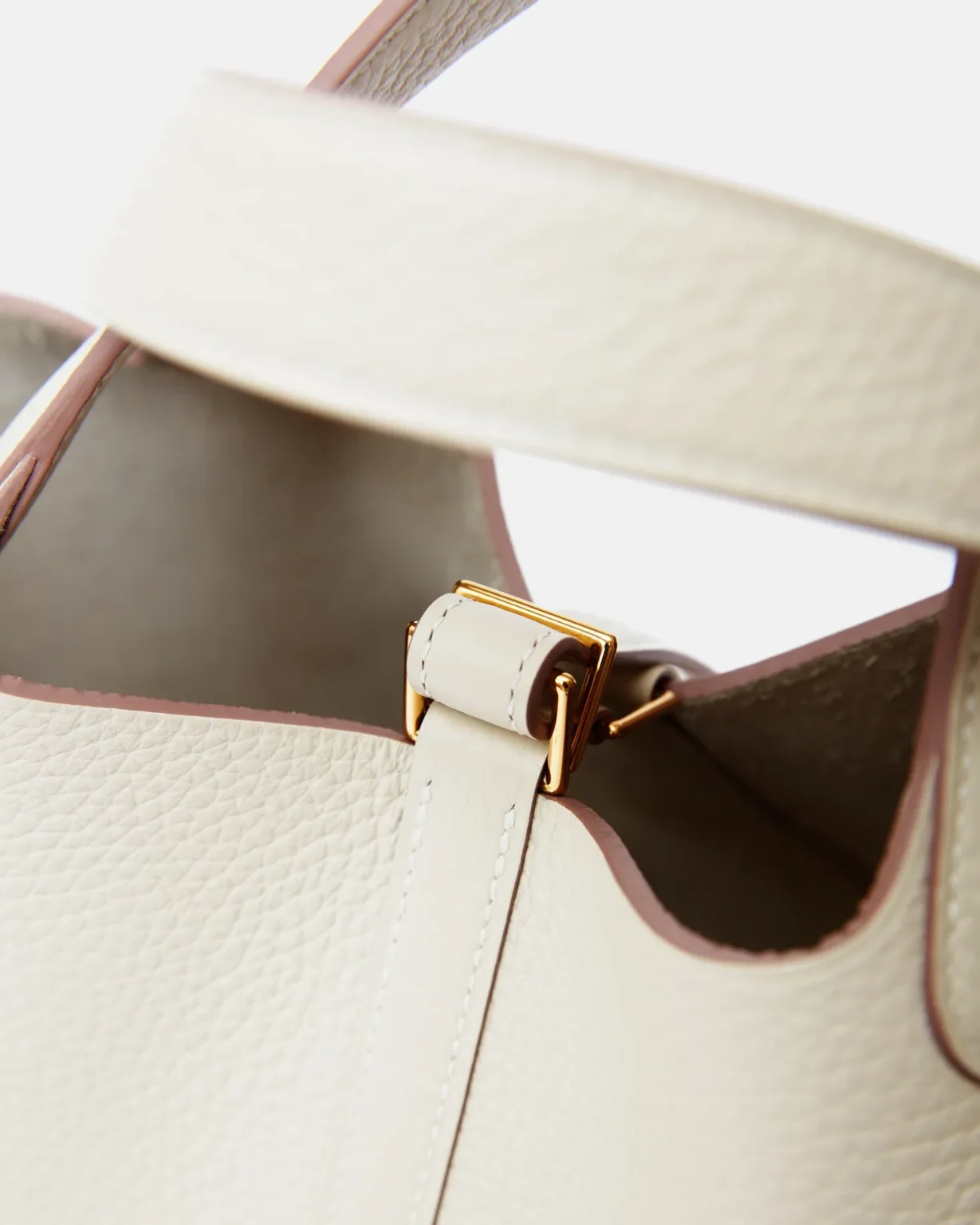 Hermès Picotin 18 Craie Clemence GHW