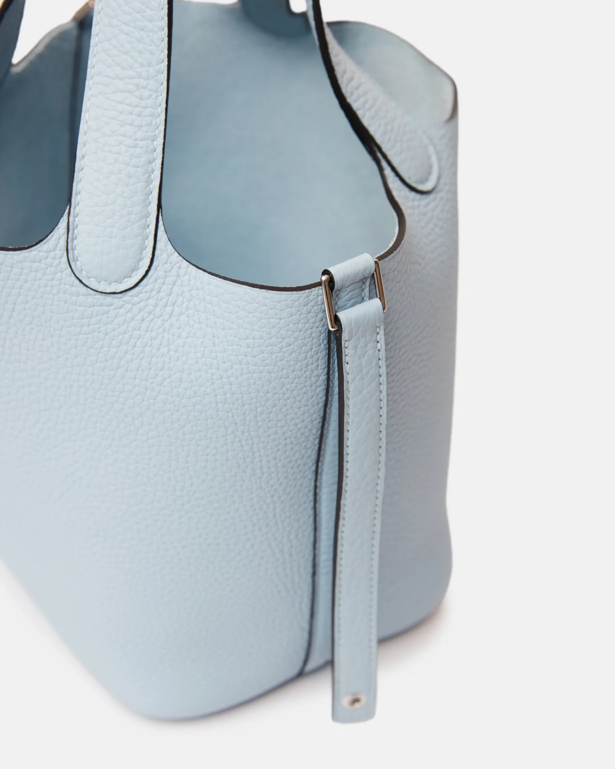 Hermès Picotin 18 Bleu Brume Clemence PHW