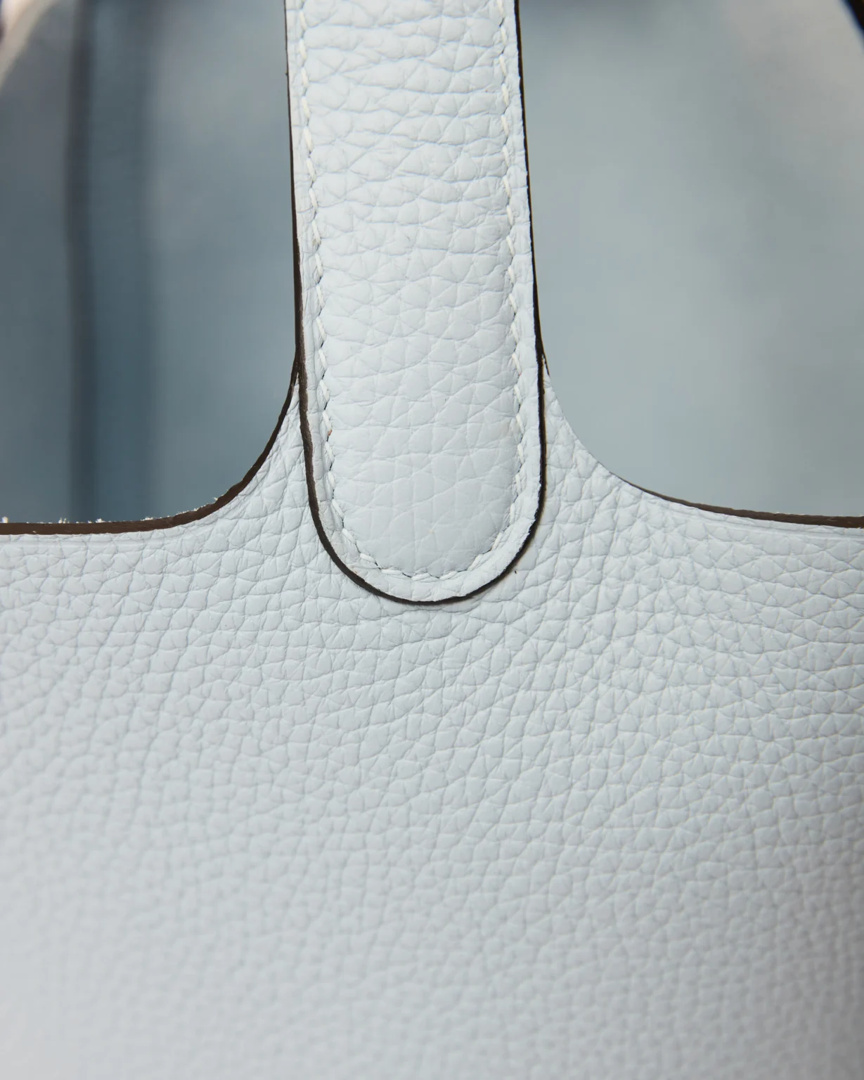 Hermès Picotin 18 Bleu Brume Clemence PHW