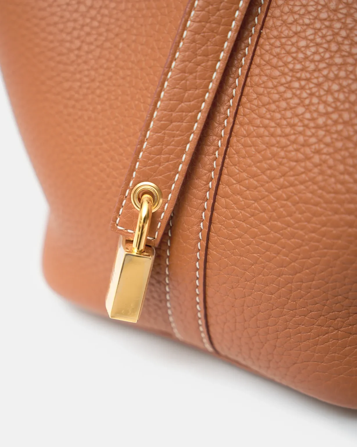 Hermès Picotin 18 Gold Clemence GHW